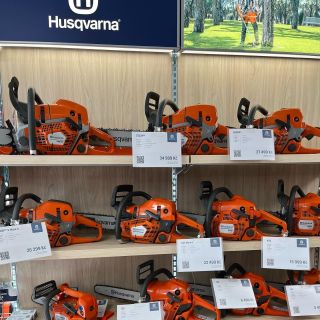V našich prodejnách Nová Paka, Jičín 🤝#husqvarna #czechhusqvarna #jičín #práce #dřevo #tráva #les
